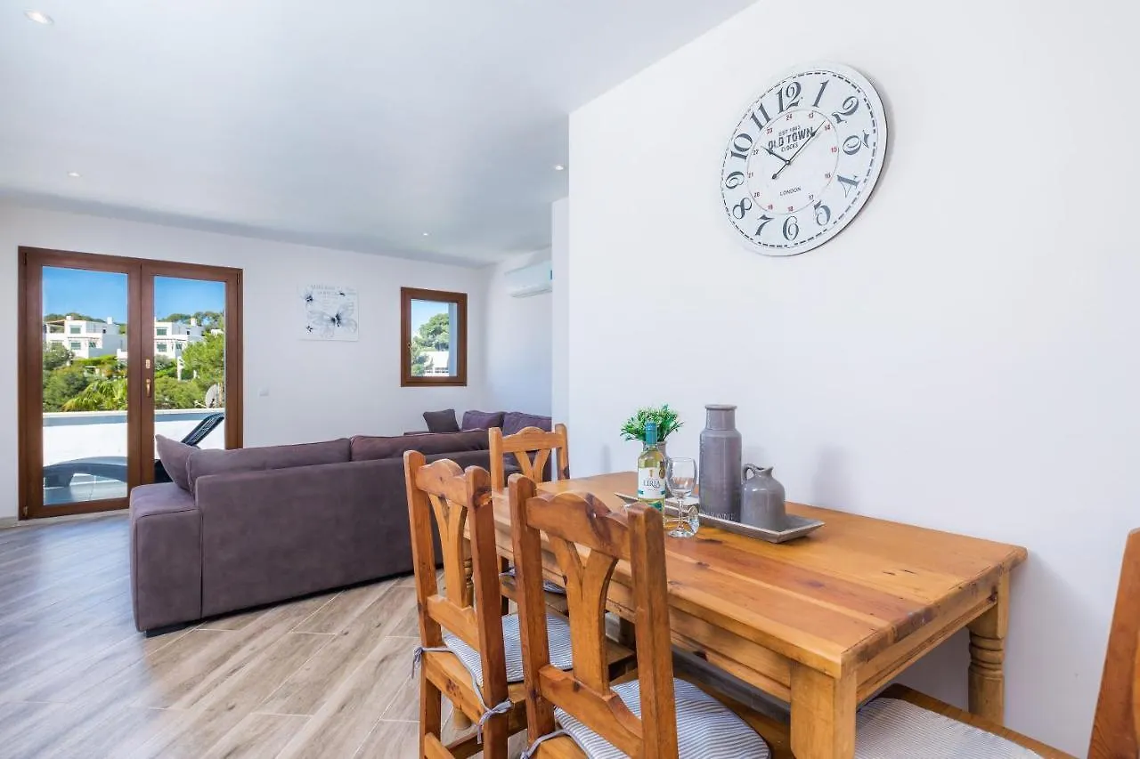 Beach Apartment 11 Cala D'Or 0*,  Hiszpania